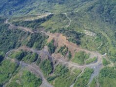 Pegunungan Bintang di Persimpangan Takdir: Antara Gunung Emas, Konflik Abadi, dan Perjuangan Kemandirian Budaya di Tanah Papua